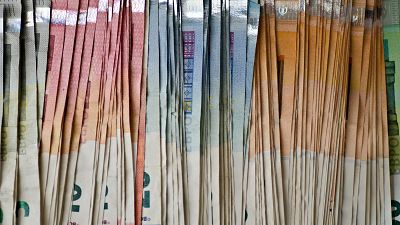 El déficit público baja en octubre hasta el 0,61% del PIB y el del Estado cae al 1,86% en los primeros diez meses del año