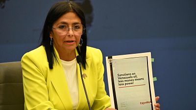 El Supremo de Venezuela nombra presidenta en funciones a Delcy Rodríguez, que reclama la liberación de Maduro