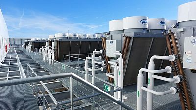 Aparatos de refrigeración en la azotea del centro de datos MAD4, en Madrid Aparatos de refrigeración en la azotea del centro de datos MAD4, en Madrid