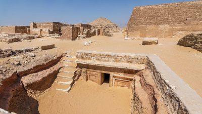 Desaparece una tablilla de piedra caliza de más de 4.000 años de antigüedad de la necrópolis de Saqqara, al sur de El Cairo