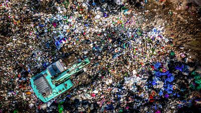 Desbordados por la basura