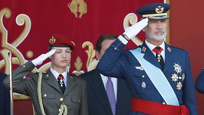 Los reyes presiden la Fiesta Nacional marcada por el estreno de Leonor y los abucheos a Sánchez