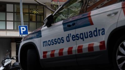 Los Mossos d'Esquarda detienen a cuatro personas por el robo de cobre durante la jornada electoral en Cataluña