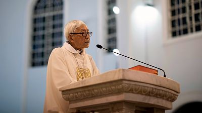 Detienen en Hong Kong al cardenal católico Joseph Zen por apoyar las protestas de 2019