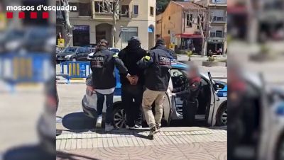 Detingut un home a Arenys de Mar per agredir sexualment una dona i intentar matar-la