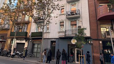 Immoble on s'ha produït presumptament un crim masclista a l'Hospitalet de Llobregat