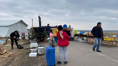 Días de viaje camino a la ciudad de Leópolis, la puerta a Polonia para los que huyen de la guerra de Ucrania