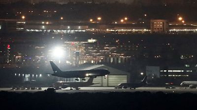Así han vivido los pasajeros el aterrizaje desde dentro del avión de Air Canada - RTVE.es | Ver Así han vivido los pasajeros el aterrizaje desde dentro del avión de Air Canada - RTVE.es | Ver