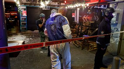 Dos muertos y una decena de heridos en un tiroteo en el centro de Tel Aviv