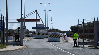 Un dron iraní impacta en una base británica en Chipre y evacúan un aeropuerto cercano