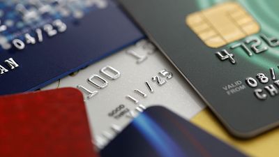 Economía doméstica: cómo saber si te estás endeudando demasiado (y cuándo es una mala idea)