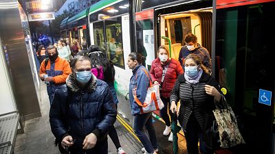 EL FMI estima que el PIB de España se contraerá un 8% en 2020 y que el paro llegará al 20,8% EL FMI estima que el PIB de España se contraerá un 8% en 2020 y que el paro llegará al 20,8%