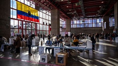 El miedo marca el voto de los ecuatorianos en España: "Te duermes con el temor a que secuestren a un familiar tuyo"