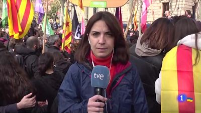 Milers de docents i estudiants es manifesten contra la sentència del 25% de castellà