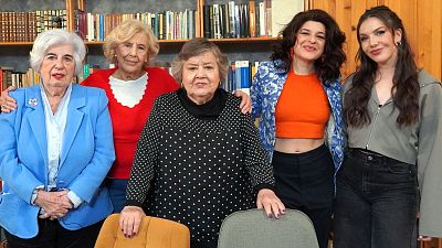 Educadas para obedecer, decidieron luchar: el primer capítulo de ‘Las Abogadas’ repasa los orígenes de Almeida, Sauquillo y Carmena Educadas para obedecer, decidieron luchar: el primer capítulo de ‘Las Abogadas’ repasa los orígenes de Almeida, Sauquillo y Carmena