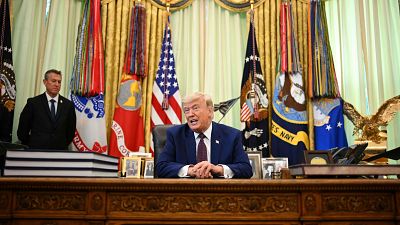 La Cámara Baja de EE.UU. aprueba una medida simbólica para frenar la guerra en Irán y Trump sigue augurando un acuerdo