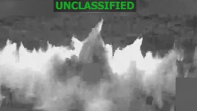 Captura de pantalla del vídeo de la cuenta de X  U.S. Southern Command donde se muestra la destrucción de la lancha en el Pacífico