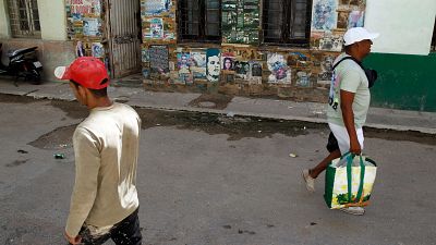 EE.UU. asegura que Cuba ha aceptado su oferta de 100 millones de dólares en ayuda humanitaria EE.UU. asegura que Cuba ha aceptado su oferta de 100 millones de dólares en ayuda humanitaria
