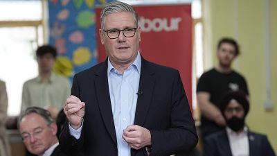 Las elecciones locales en Inglaterra, "un golpe fatal" para un Keir Starmer que se aferra al poder