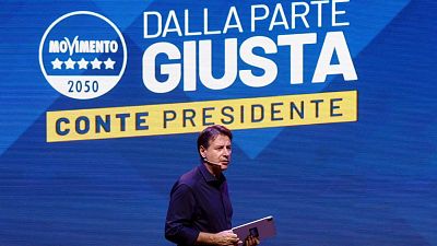 El giro del M5S: apuesta por un perfil de izquierda y la popularidad de Conte para remontar las encuestas