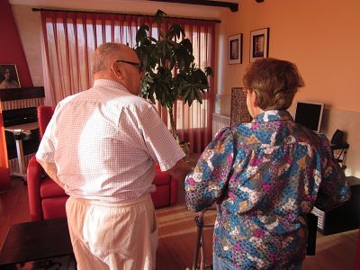 Enamorarse a los 80 años, cuando son los hijos quienes llevan a sus padres al altar