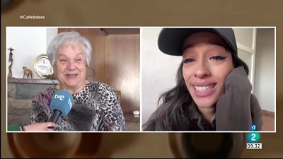 Emotivo encuentro virtual entre Chanel y su abuela