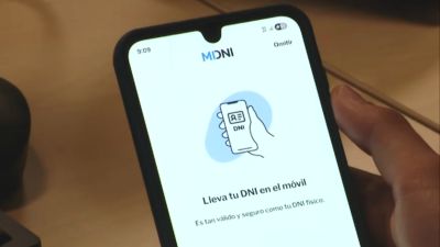 Entra en vigor el DNI digital, que permite identificarse legalmente con el móvil