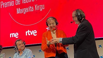 Entrega del XXVII Premio Margarita Xirgu de Guión Radiofónico a María Zaragoza
