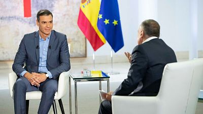 De la "invasión zombi" a la "casquería política": la entrevista de Sánchez en diez titulares
