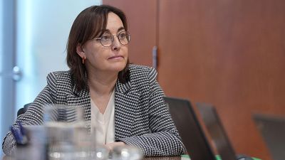 La consellera de Territori, Sílvia Paneque, durant la reunió de seguiment de la situació ferroviària