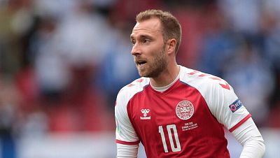 Eriksen recibe el alta y abandona el hospital tras el éxito de su operación