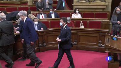 El cas de Canet encén el Parlament