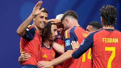 España busca amarrar el primer puesto y ganar confianza ante una Uruguay que se juega la vida