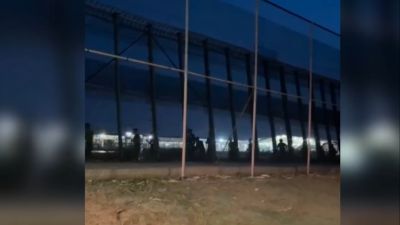 España cierra en Melilla el paso fronterizo con Marruecos para contener a cientos de migrantes