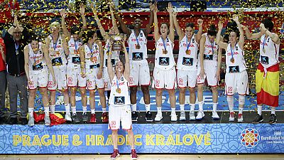 España agranda su leyenda con su tercer oro europeo