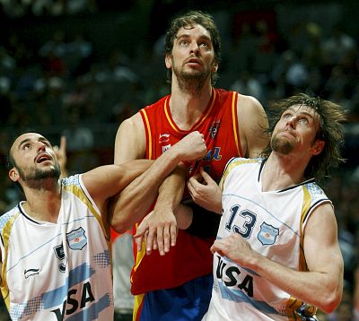 España gana a Argentina por 90 a 88 y extiende su senda triunfal hacia Pekín