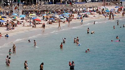 España recibió siete millones de turistas en mayo, cinco veces más que en 2021