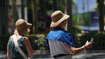España bate récords con 26,6 millones de turistas internacionales hasta abril que gastaron 36.700 millones