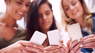 Los españoles son los que más redes sociales utilizan en todo el mundo