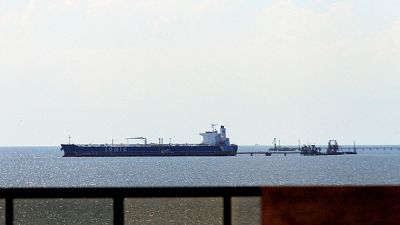 Estados Unidos intercepta un segundo petrolero y Venezuela condena el "robo y secuestro" de un nuevo buque