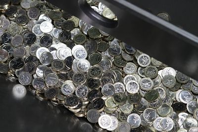 El Eurogrupo respalda la adopción del euro por Lituania a partir del 1 de enero de 2015