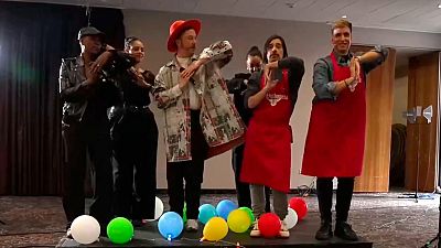 Liverpool Calling - Gustaph, el representante belga, baila a lo Azúcar Moreno Liverpool Calling - Gustaph, el representante belga, baila a lo Azúcar Moreno