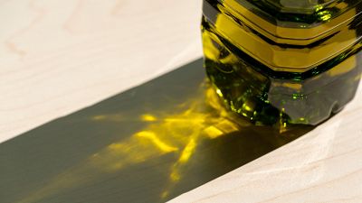 Inquietud en los sectores que exportan a EE.UU: aparatos, aceite y vino son los más expuestos a la amenaza de Trump