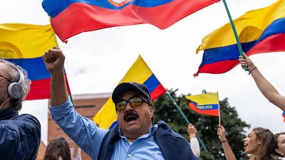 El expresidente colombiano Ernesto Samper advierte del "exceso de polarización" tras el ataque contra Miguel Uribe