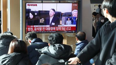 El expresidente de Corea del Sur Yoon Suk-yeol, condenado a cinco años de cárcel en el primer fallo por la ley marcial