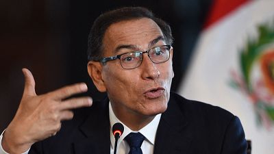 El expresidente de Perú Martín Vizcarra ingresa en una cárcel de Lima donde están presos otros tres exmandatarios del país