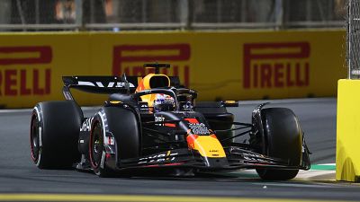 Max Verstappen corona en Arabia Saudí el segundo doblete de Red Bull consecutivo; Alonso, quinto