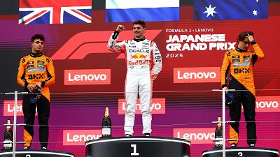Verstappen gana a los McLaren en Japón Verstappen gana a los McLaren en Japón