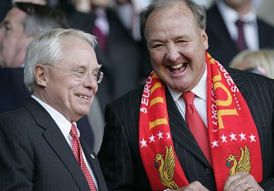 Una familia kuwaití ofrece 500 millones de euros por el Liverpool