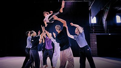 Un dels moments de l'assaig de 'Faula' al Mercat de les Flors Un dels moments de l'assaig de 'Faula' al Mercat de les Flors
